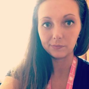 Meet your Posher, Casey